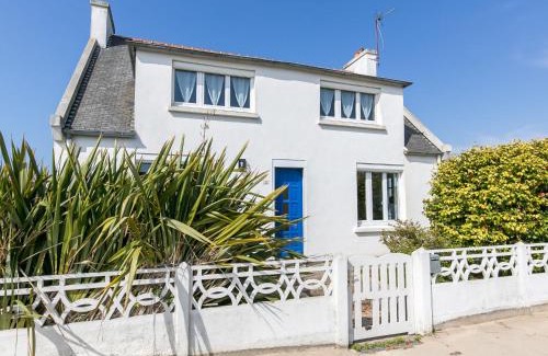 Plougasnou House | Holiday Home Chez Pascaline by Interhome