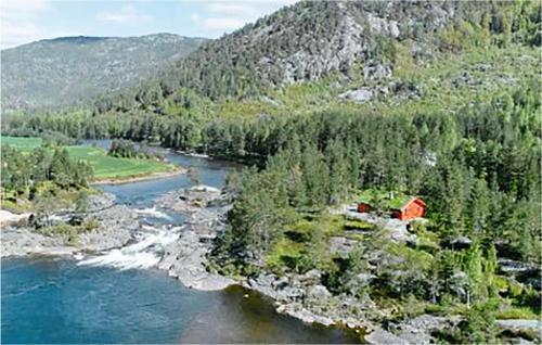 Øvre Ramse House | Holiday Home Dølemo Fosslaugfoss