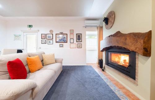 Alcobaca House | Holiday Home D'Olivia by Interhome