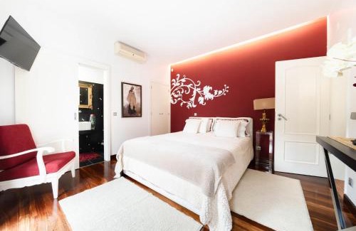 Alcobaca House | Holiday Home D'Olivia by Interhome