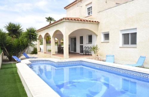 L'Eucaliptus House | Holiday Home Dani by Interhome