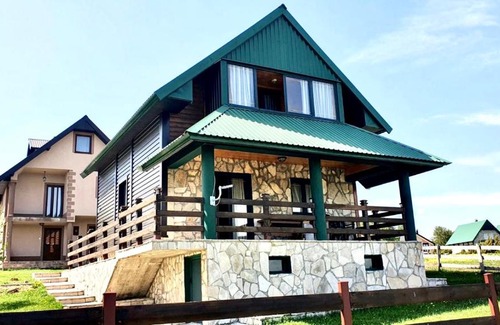Razvrsje House | Holiday Home Darko
