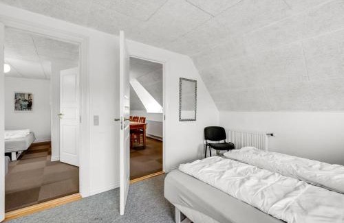 Vemb House | Holiday Home Darleen - 850m to the inlet by Interhome