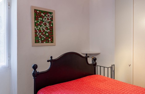 Guinadi House | Holiday Home Destinazione Paradiso with Mountain View & Garden
