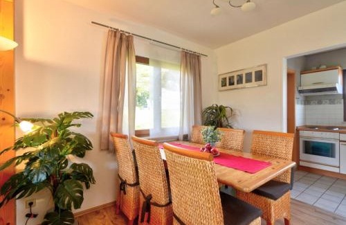 Seepark Kirchheim House | Holiday Home Dorf 4- Haus 27 by Interhome
