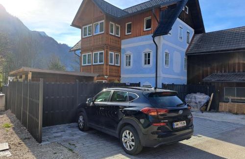 Bad Goisern Apartment | Holiday Home Doris