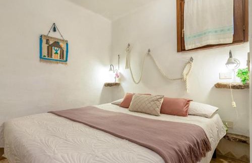 Capo d'Orso House | Holiday Home Due Mari by Interhome