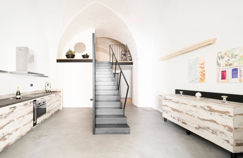 Melendugno Apartment | Holiday Home 'Due' with Shared Terrace, Wi-Fi and Air Conditioning