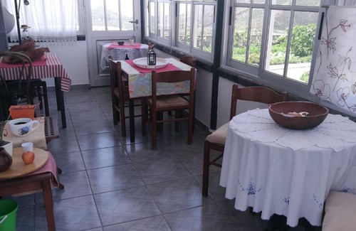 El Roque Bed & Breakfast | Holiday Home Emblema
