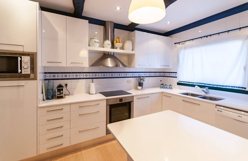 Sant Pere Pescador House | Holiday Home in St Pere Pescador near Beach