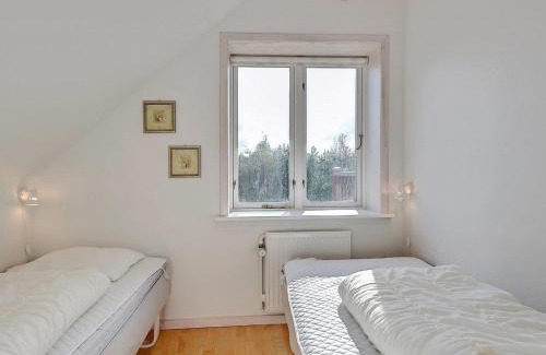 Hirtshals House | Holiday Home Etta - 500m from the sea by Interhome