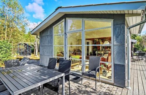 Henne House | Holiday Home Florense - 2-5km from the sea by Interhome