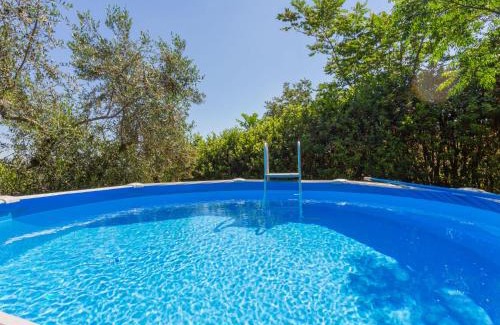 Mosciano Sant'Angelo House | Holiday Home Fonte del Ceppo 2-2 by Interhome