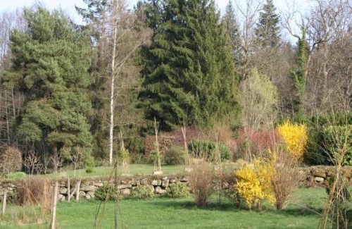 La Chapelle-aux-Bois House | Holiday Home in La Chapelle with Garden, cleaning included