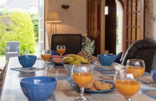 Saint-Pierre-Quiberon House | Holiday Home Quilvy by Interhome