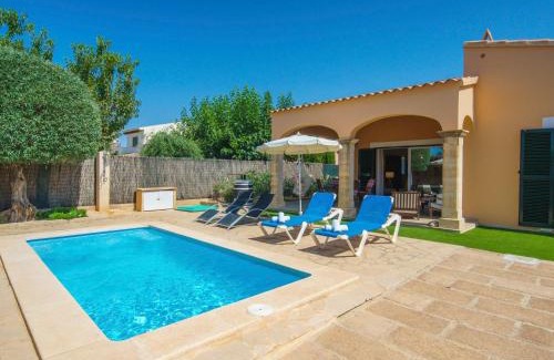 Sa Rapita House | Holiday Home Frijoles by Interhome