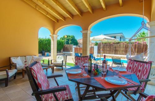 Sa Rapita House | Holiday Home Frijoles by Interhome