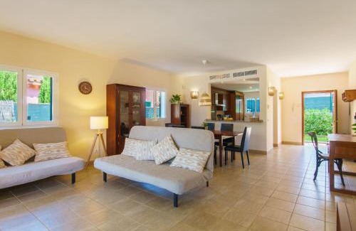 Sa Rapita House | Holiday Home Frijoles by Interhome