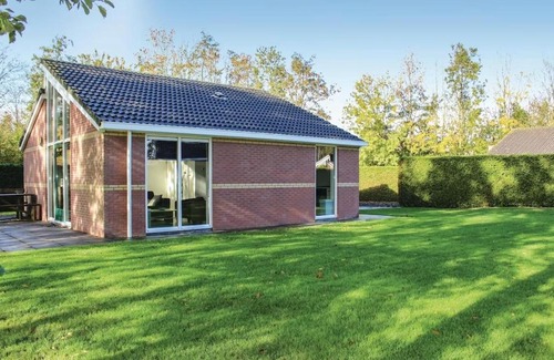 Tzummarum House | Holiday Home Garden View
