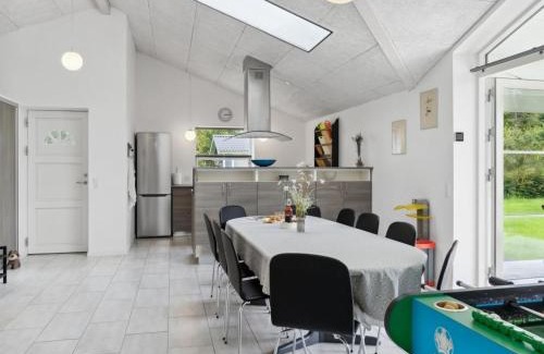 Hoeve Strand House | Holiday Home Gisl - 1-3km from the sea by Interhome