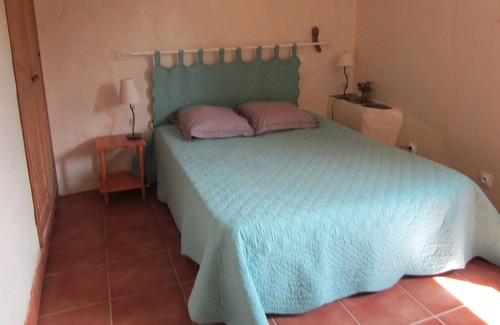 Montlaux House | Holiday Home 'Gîte La Ferme' with Mountain View, Garden & Wi-Fi