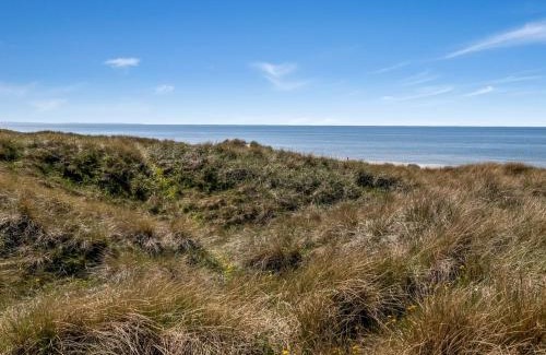 Lokken House | Holiday Home Guthfrith - 100m from the sea by Interhome