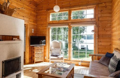Asikkala House | Holiday Home Hämeenhelmi by Interhome