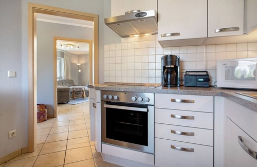 Freest House | Holiday Home "Haus Janni" with Private Garden & Wi-Fi
