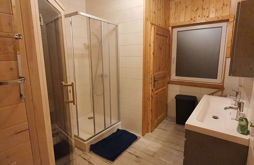 Blankenburg House | Holiday Home 'Haus Am Blankenburger See' with Private Terrace and Wi-Fi