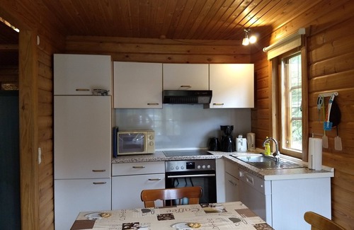 Frielendorf House | Holiday Home 'Holzhaus - Am - Silbersee' with Private Terrace, Private Garden and Wi-Fi