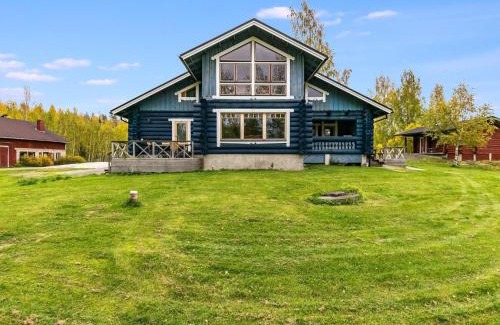 Aatola House | Holiday Home Honkalinna by Interhome