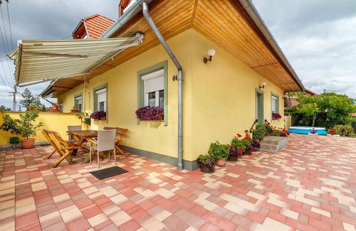 Balatonmariafurdo House | Holiday home in a quiet location with air conditioning and internet