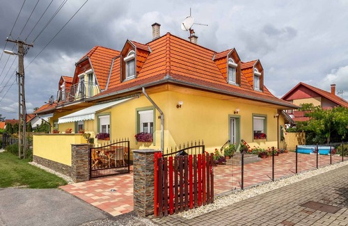 Balatonmariafurdo House | Holiday home in a quiet location with air conditioning and internet