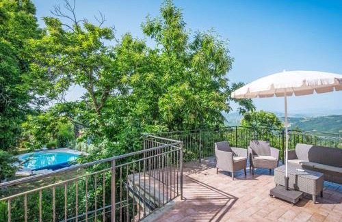Piegaro House | Holiday Home I Tre Castagni by Interhome