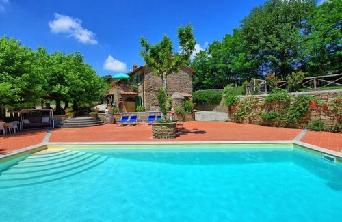 San Pietro a Cegliolo House | Holiday Home Il Cherubino by Interhome