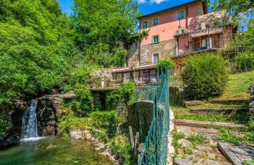 Loro Ciuffenna House | Holiday Home Il Mulinaccio by Interhome