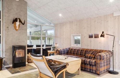 Hvidbjerg Strand House | Holiday Home Ilsebet - 150m from the sea by Interhome