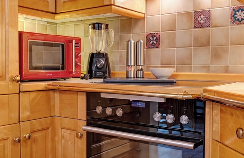 Harsefeld House | Holiday Home 'Im Grünen' with Private Terrace, Private Garden and Wi-Fi