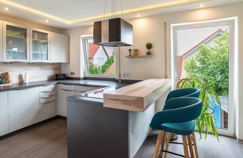 Schoemberg House | Holiday Home "Im Nordschwarzwald" with Private Terrace, Private Garden & Wi-Fi