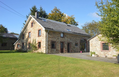Sourbrodt House | Holiday Home in Ardennes near Nature Park