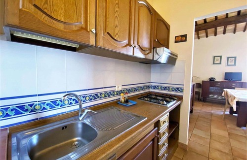 Assisi Villa | Holiday Home in Assisi with Scenic Garden