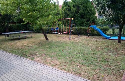 Balatonfenyves House | Holiday home in Balatonfenyves 18431