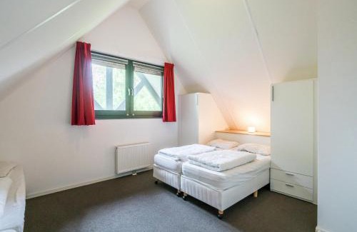 Balk House | Holiday Home in Balk near Frisian Lakes