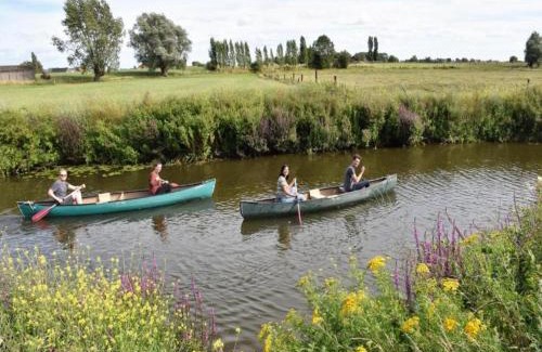 Roesbrugge-Haringe House | Holiday Home in Roesbrugge with Sauna