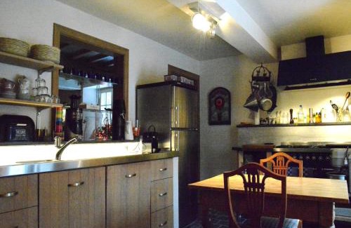 Gembes House | Holiday home in Bièvre near town center, cleaning included