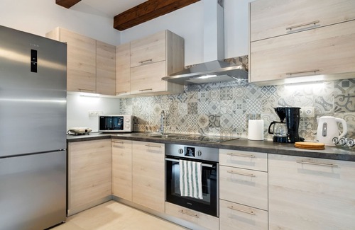 Lanisce House | Holiday Home in Buzet with Terrace