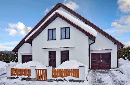 Cerna V Posumavi House | Holiday home in Cerna v Posumavi 1908