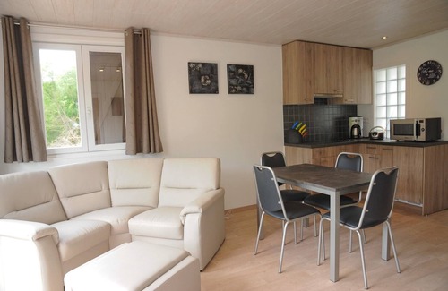 Bohon House | Holiday Home in Duruby with Garden & BBQ
