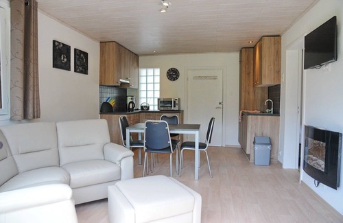 Bohon House | Holiday Home in Duruby with Garden & BBQ