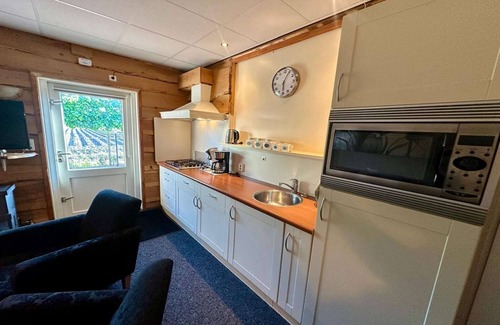 Elim House | Holiday Home in Elim near Slagharen Park